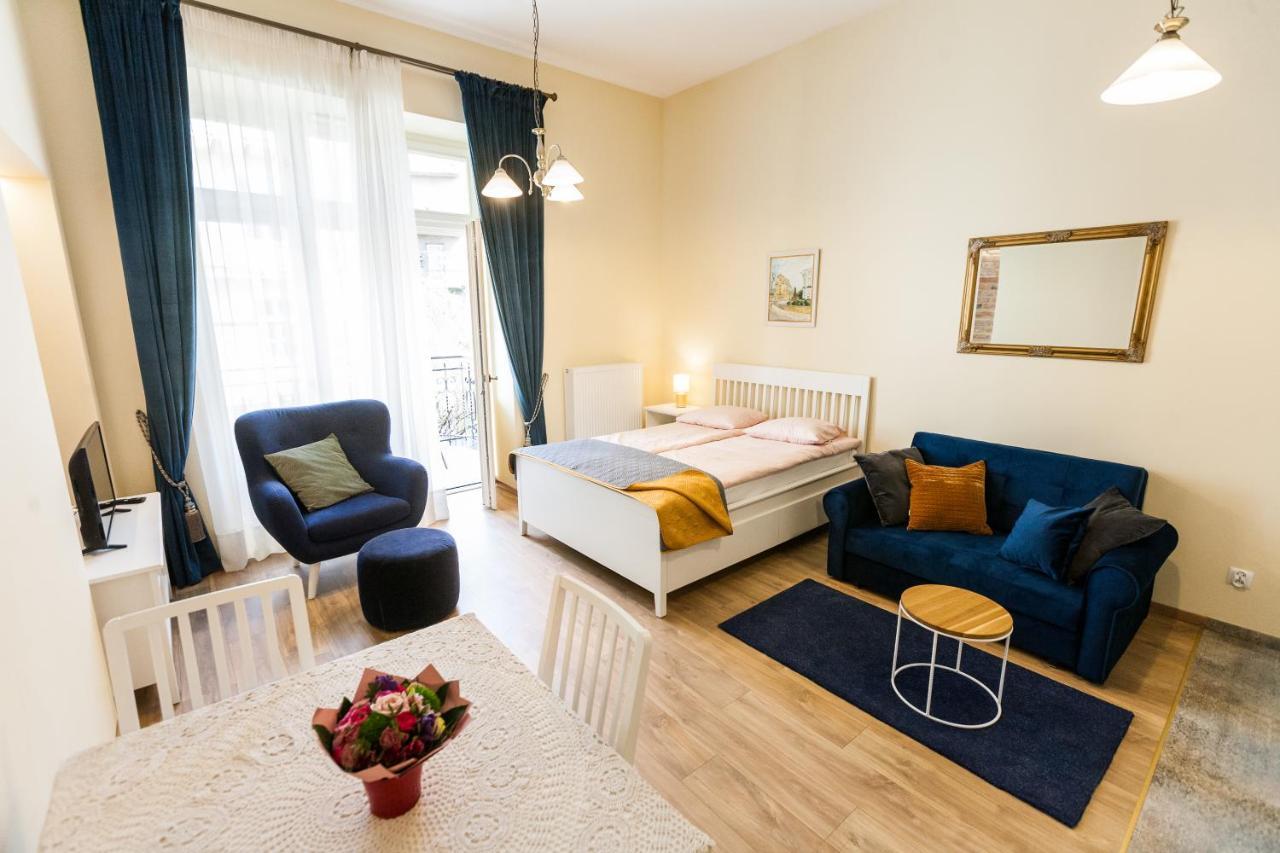 Vintage Sebastiana Apartment كراكوفيا المظهر الخارجي الصورة